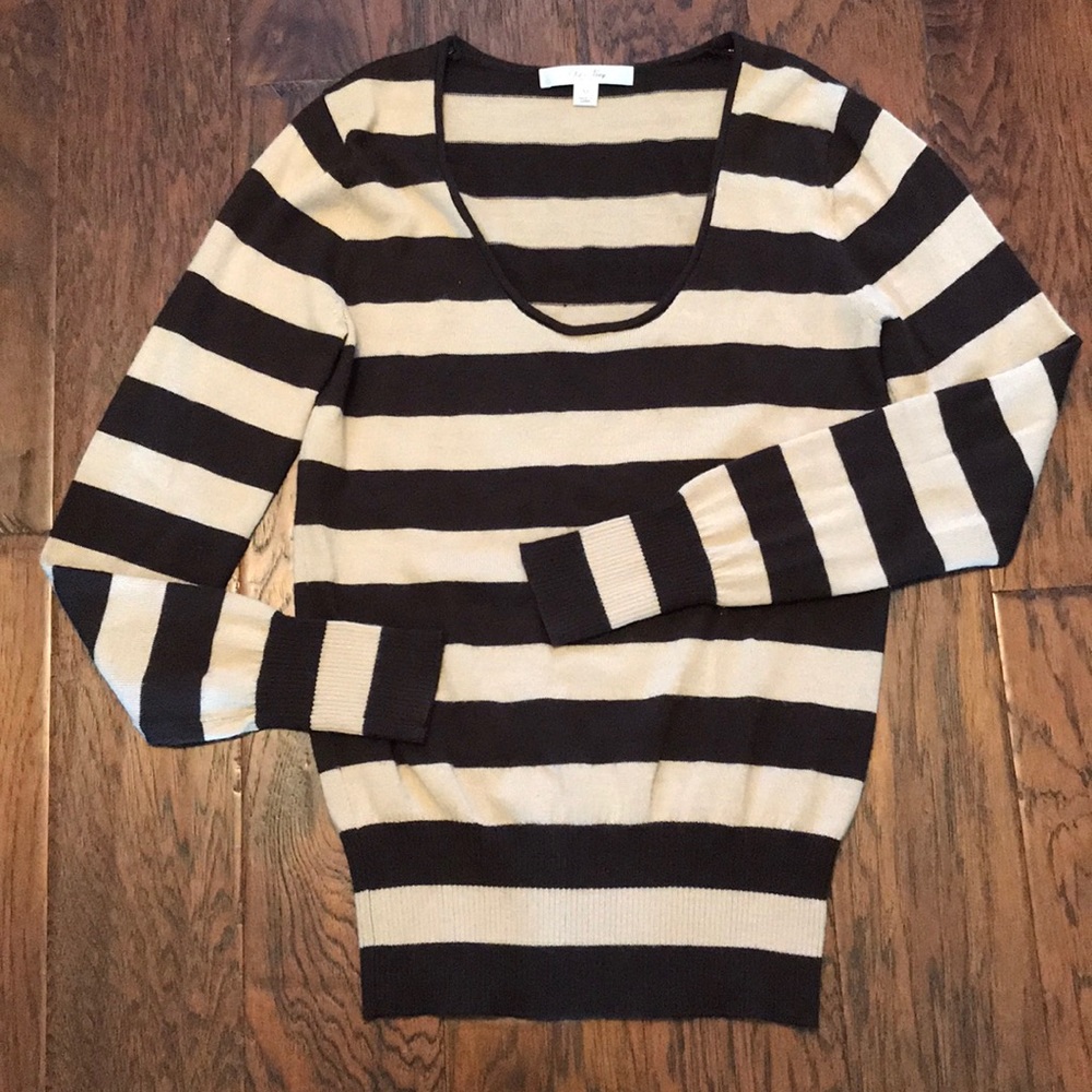 Old Navy light weight sweater